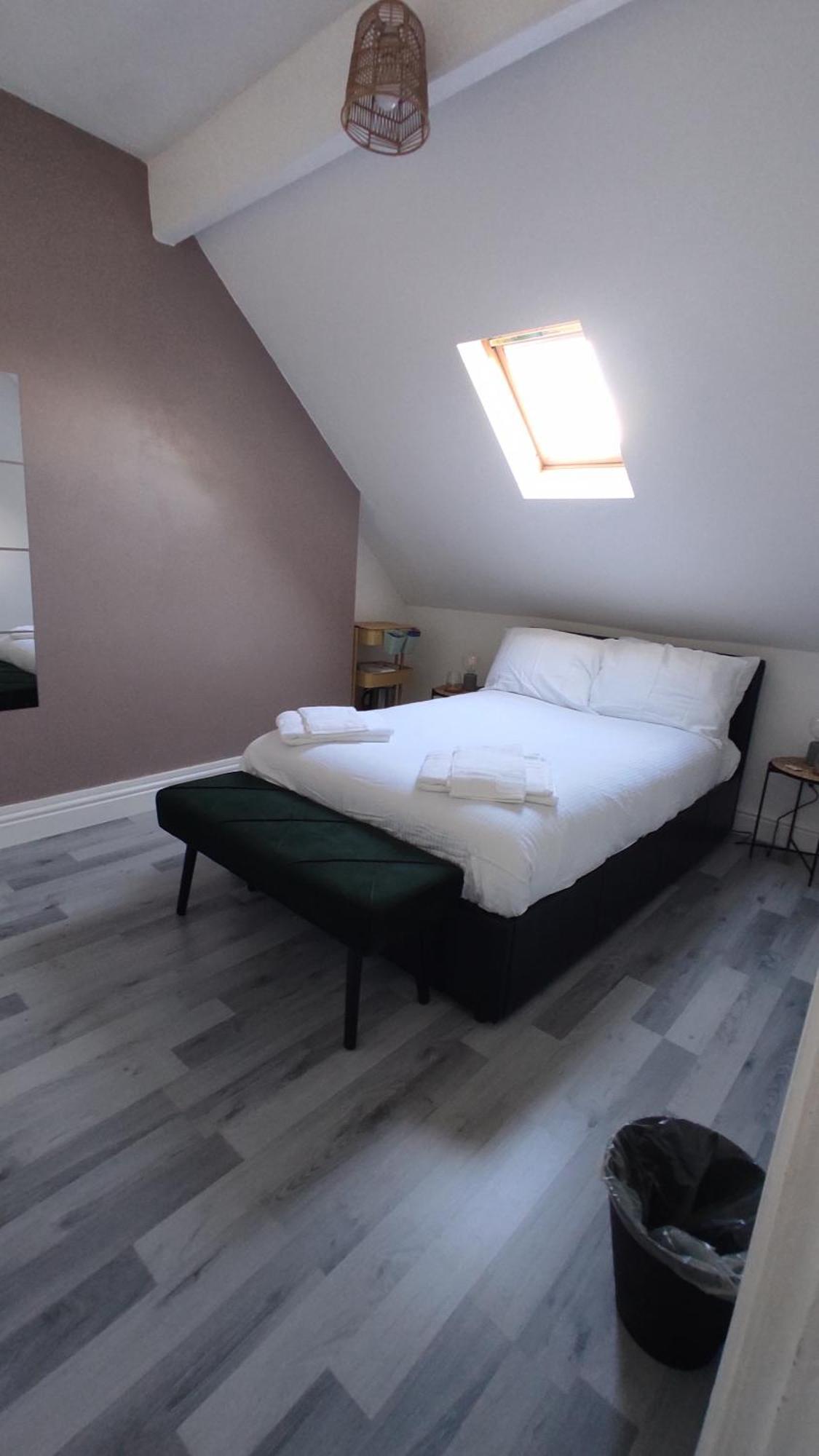 Casa Jimenez - Close To Town With Shared Bathroom Κάρντιφ Εξωτερικό φωτογραφία